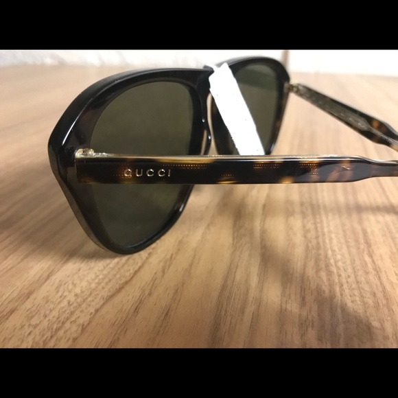 Gucci sunglasses - Picture 2 of 4